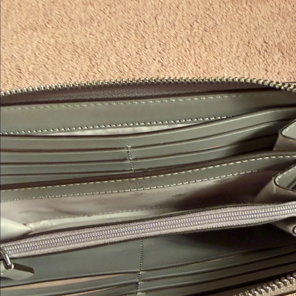 Kate Spade New York Gray Pebbled Leather Zip Around Wallet